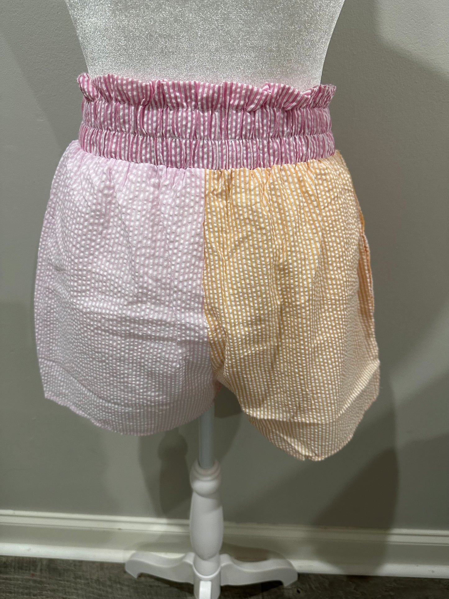 Midsummer vibes smocked shorts